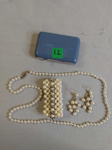 Lot #12 (1 of 4)