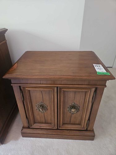Lot #392 (1 of 18)
