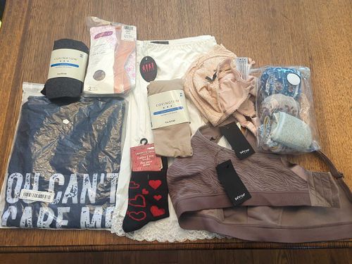 Lot #25 (1 of 4)