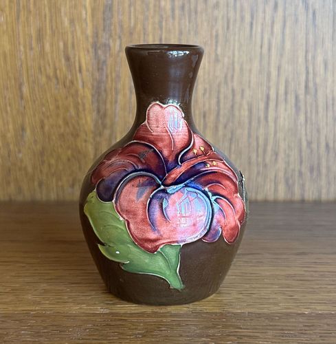 Lot #215 (1 of 6)