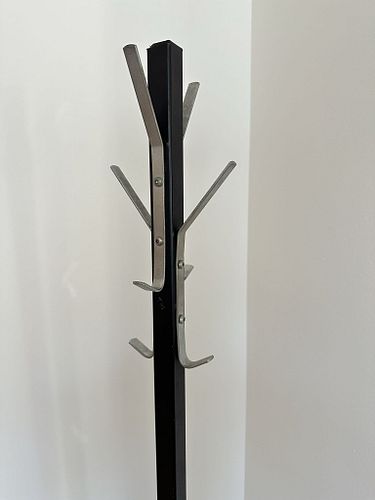 Lot #6 (1 of 5)