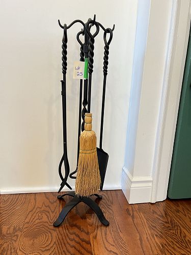 Lot #25 (1 of 4)