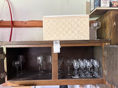 Lot #191 (1 of 6)