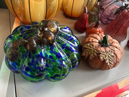 Lot #220 (1 of 10)