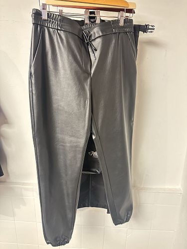 Lot #17 (1 of 4)