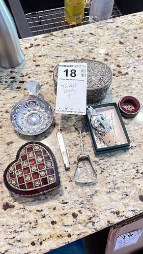 Lot #18 (1 of 12)
