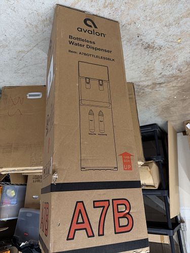 Lot #1717 (1 of 6)