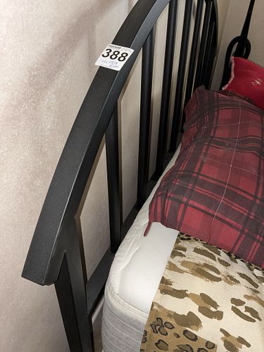 Lot #388 (1 of 7)