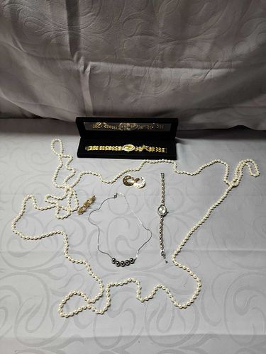Lot #64 (1 of 5)