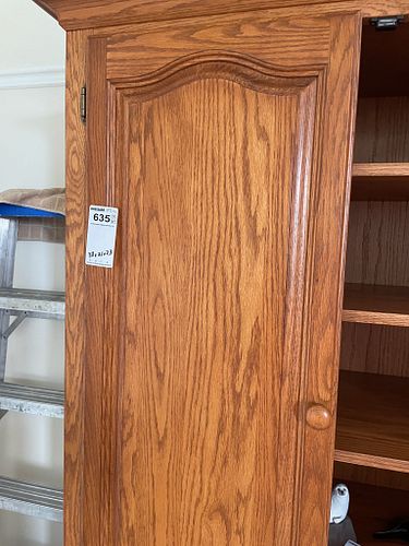 Lot #635 (1 of 17)