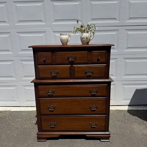 Lot #9 (1 of 4)