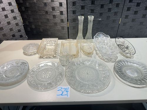 Lot #324 (1 of 12)