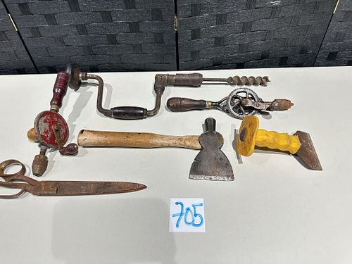 Lot #705 (1 of 13)