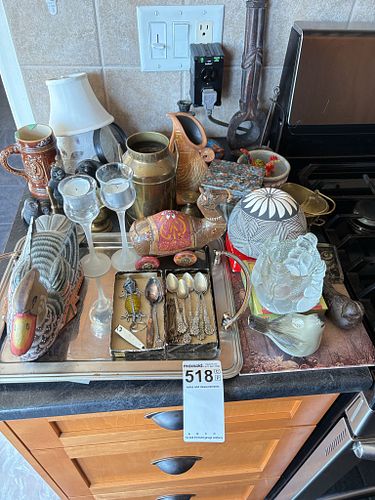 Lot #518 (1 of 12)