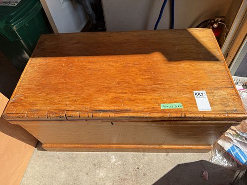 Lot #552 (1 of 14)