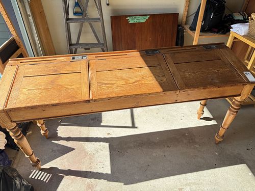 Lot #551 (1 of 18)