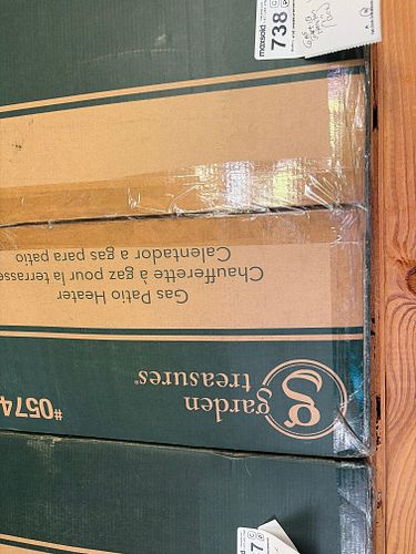 Lot #738 (1 of 6)