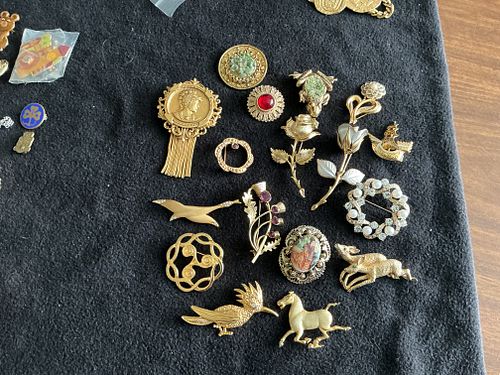 Lot #21 (1 of 4)