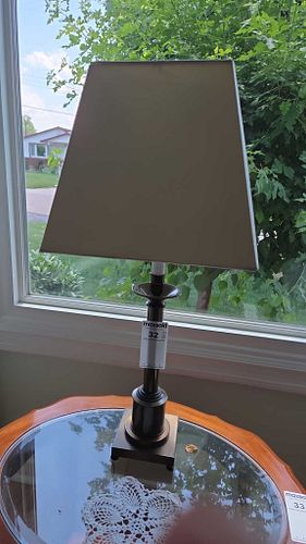 Lot #32 (1 of 8)