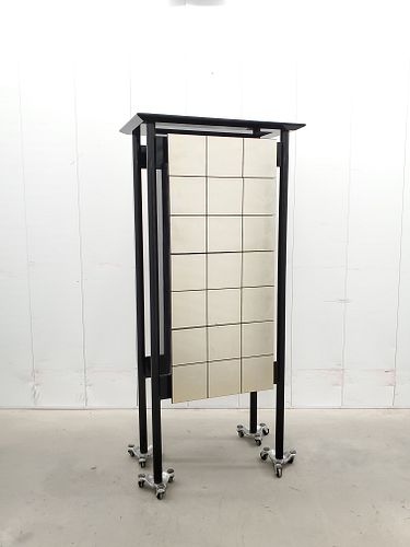 Lot #426 (1 of 18)