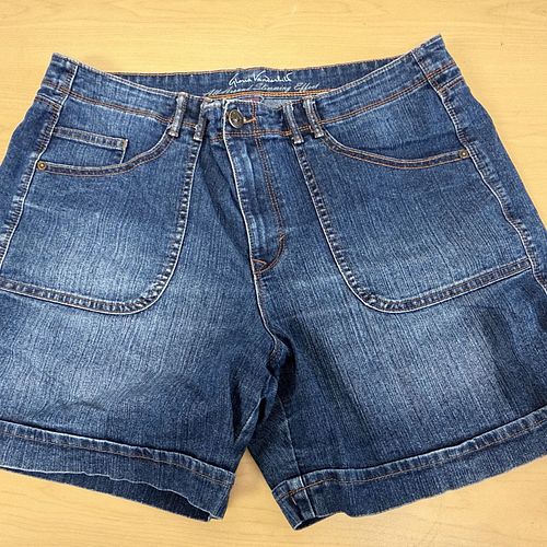 Lot #761 (1 of 4)