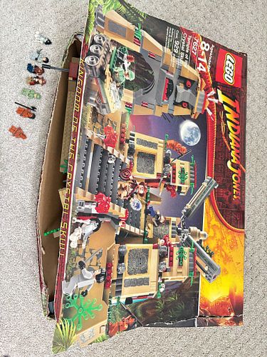 Lot #28 (1 of 4)