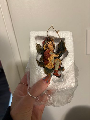 Lot #40 (1 of 4)