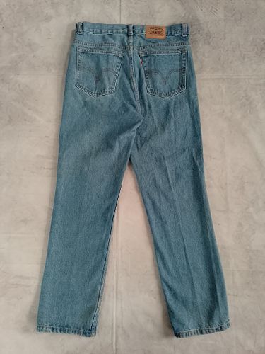 Lot #77 (1 of 13)