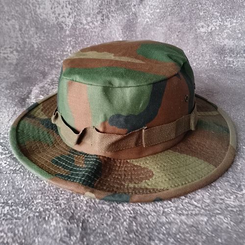 Lot #83 (1 of 13)