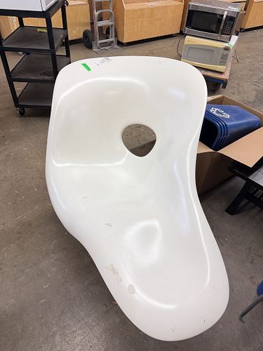 Lot #231 (1 of 9)