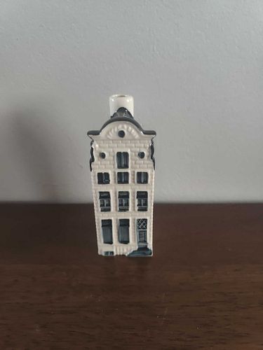 Lot #8 (1 of 7)