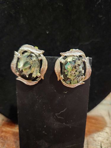 Lot #68 (1 of 4)