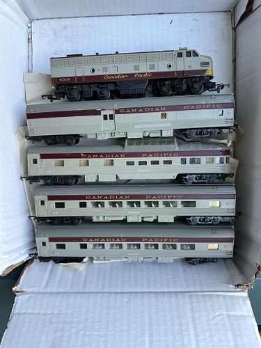 Lot #31 (1 of 8)