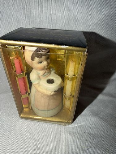 Lot #79 (1 of 8)