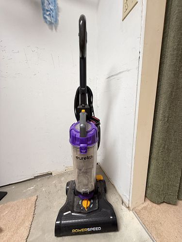 Lot #24 (1 of 4)
