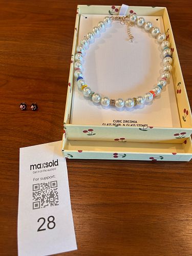 Lot #28 (1 of 8)
