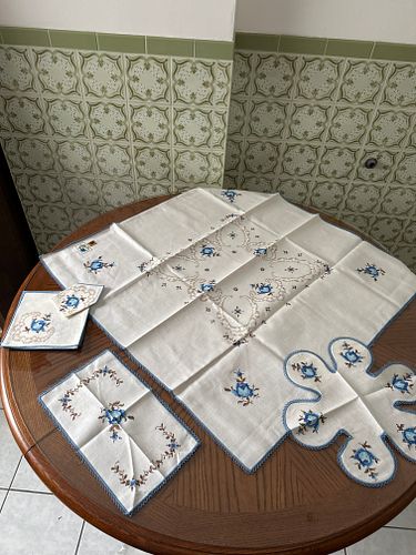 Lot #85 (1 of 6)