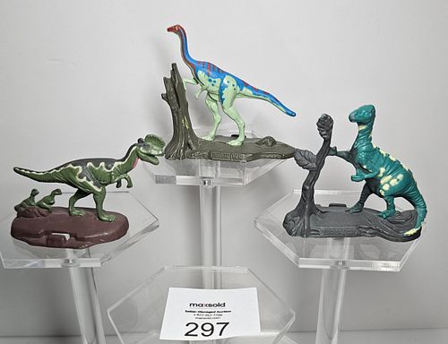 Lot #297 (1 of 4)