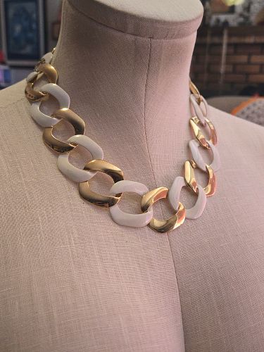 Lot #118 (1 of 9)