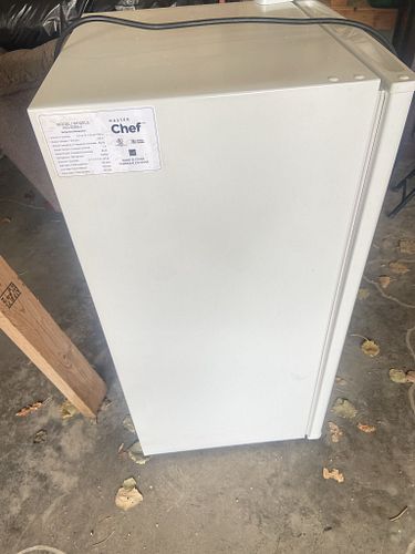 Lot #101 (1 of 6)