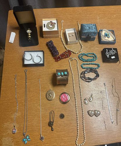 Lot #245 (1 of 12)