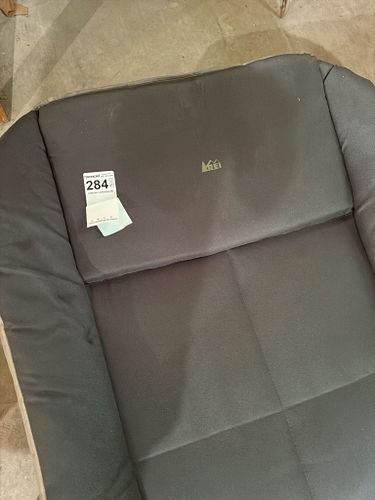 Lot #284 (1 of 7)