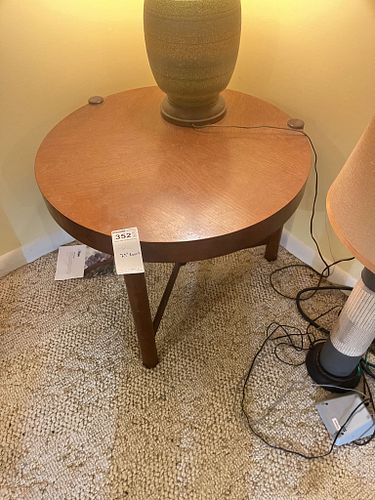 Lot #352 (1 of 4)