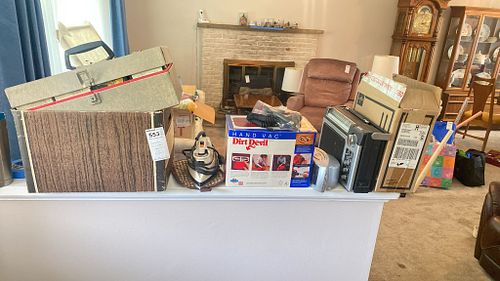 Lot #553 (1 of 12)