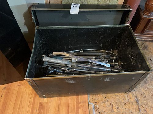 Lot #428 (1 of 8)