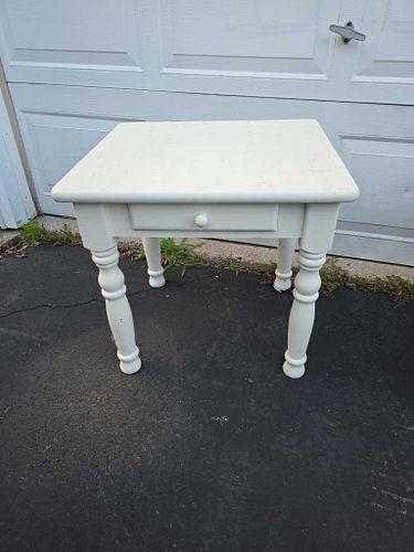 Lot #27 (1 of 4)