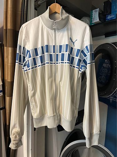 Lot #84 (1 of 7)