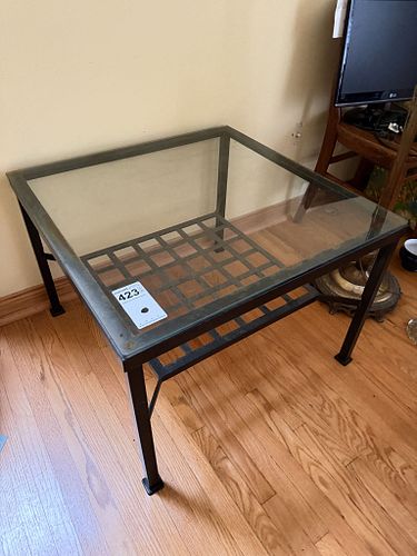 Lot #423 (1 of 5)