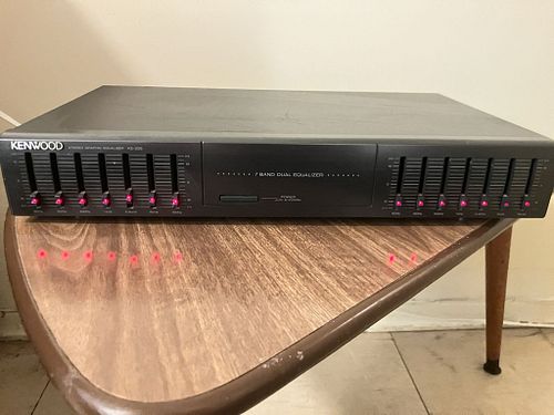 Lot #4 (1 of 7)