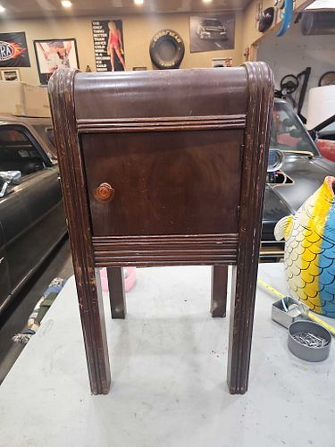 Lot #57 (1 of 10)